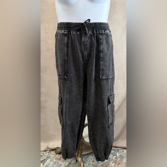 SHEIN Pants - SHEIN Curve Women’s Black Wash Cargo Denim Drawstring Joggers Plus Size 1X